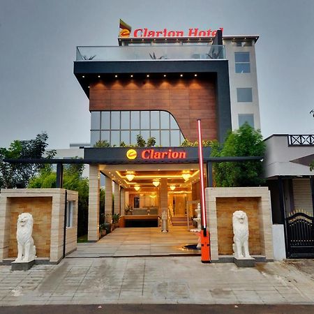 Clarion Hotel Bangalore Exterior photo