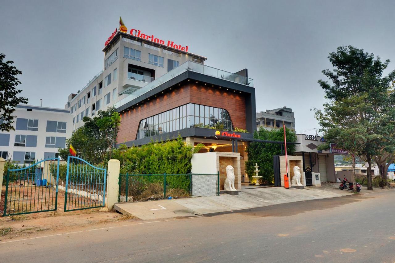 Clarion Hotel Bangalore Exterior photo